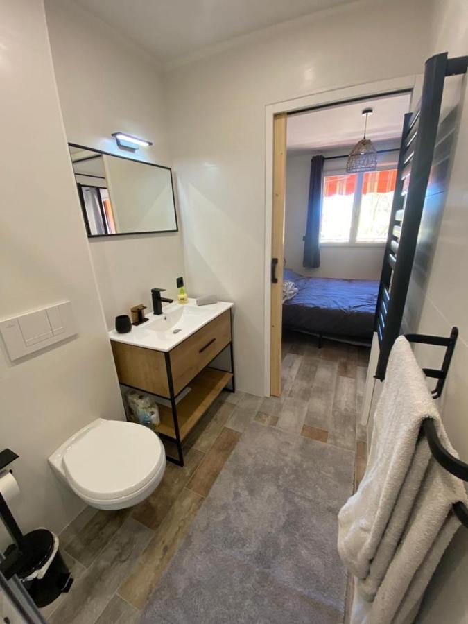 Appartement Vue Mer Avec Place De Parking Privee Сен Максим Екстериор снимка