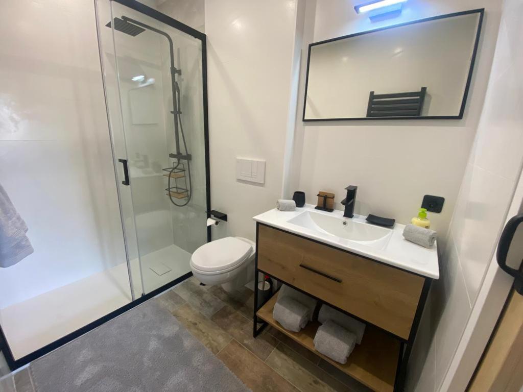 Appartement Vue Mer Avec Place De Parking Privee Сен Максим Екстериор снимка